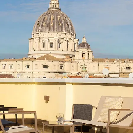 Saint Peter's View Terrace By In Apartamento Roma